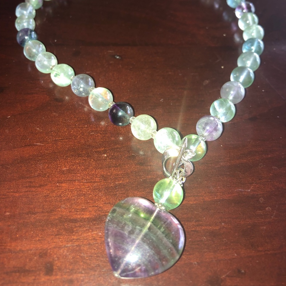 Rainbow Fluorite Purple/Green Heart Bead Necklace - Picture 5 of 5